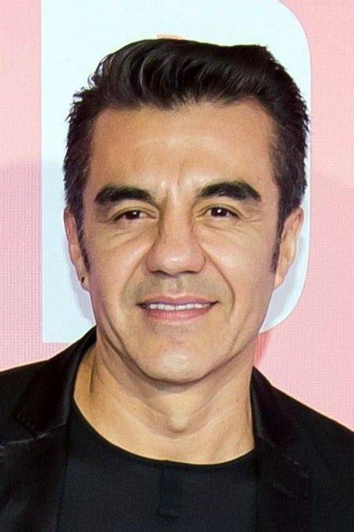 Adrian Uribe Bio, Wiki, Age, Height, Edad, Wife, Son, and Net Worth
