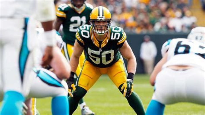 A.J. Hawk will retire as a Packer