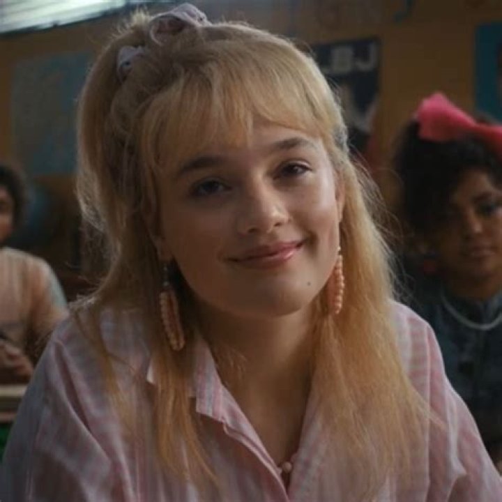 angela s4 ep1 icons Stranger things girl, Stranger things, Starnger