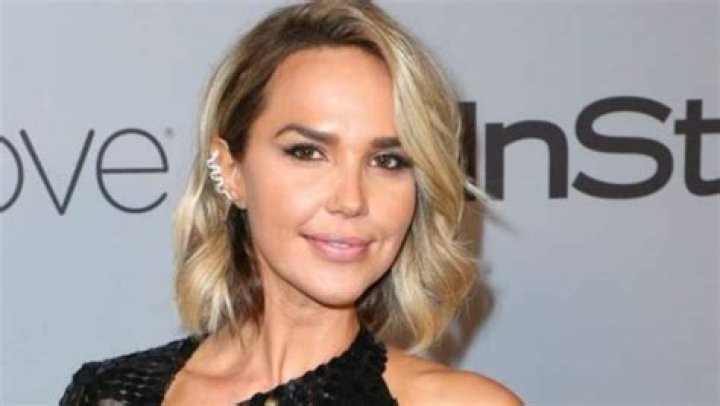 Arielle Kebbel Bra Size and Body Measurements Arielle kebbel