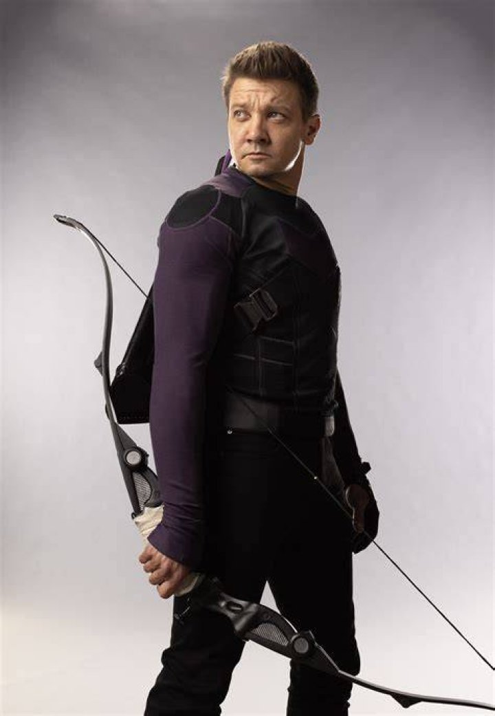Badass di Hawkeye, 10 Potret Alaqua Cox yang Menginspirasi
