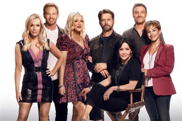 Beverly Hills 90210 cast reunite for meeting about ANOTHER show reboot