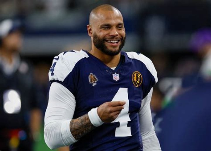 Dak Prescott's girlfriend Natalie Buffett makes bold fashion statement