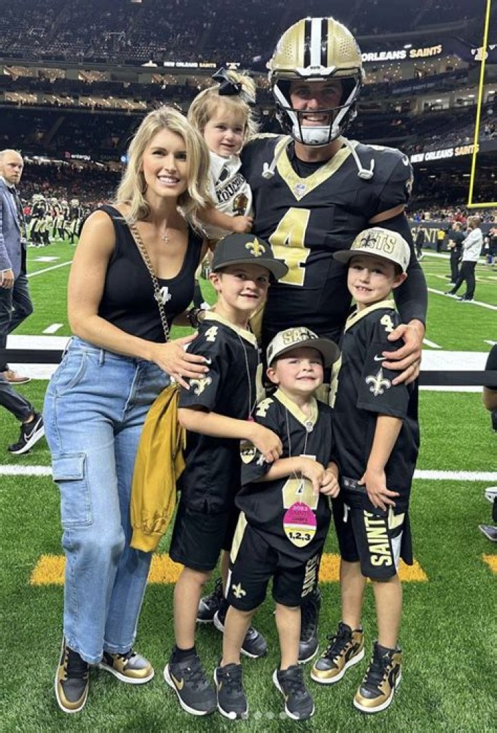 Derek Carr's Kids: A Glimpse Into Family Life