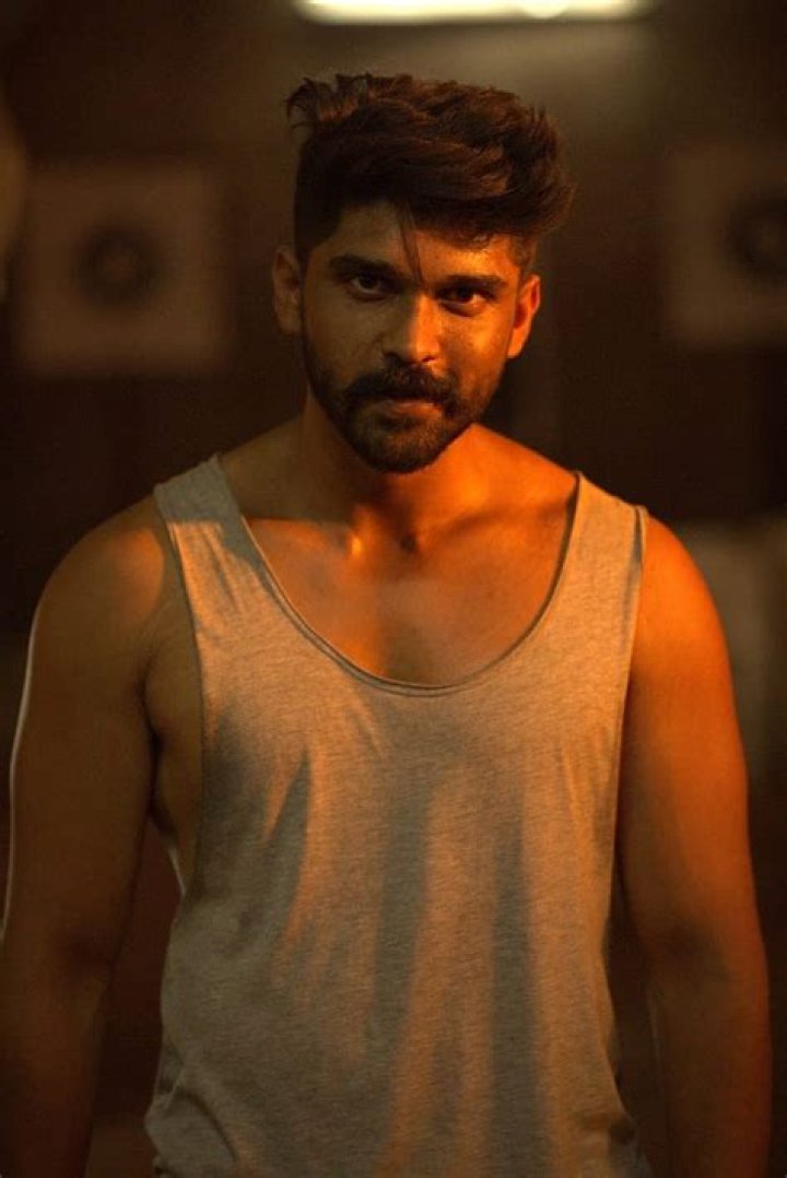 Dhruv Vikram in MAHAAN Dhruv vikram hairstyle, Actor photo, Actor picture
