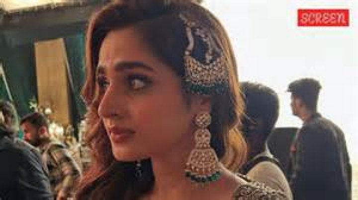 Discover Ayesha Khan's Date Of Birth: Key Info Uncovered