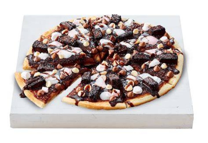 Dominos Dessert Pizza