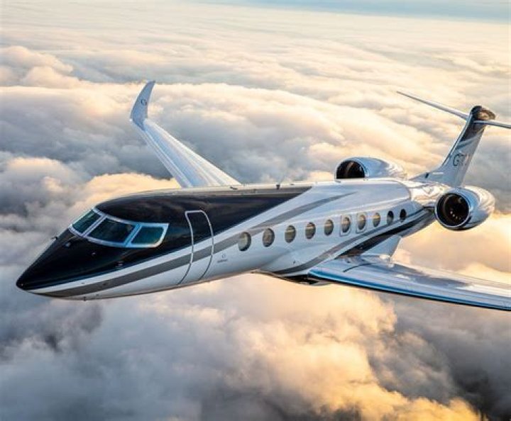 Drake's Luxurious Private Jet: A Glimpse Into The High Life
