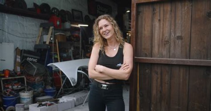 Emily Reeves / Flying Sparks Garage / imemilyreeves / mel_reeves Nude