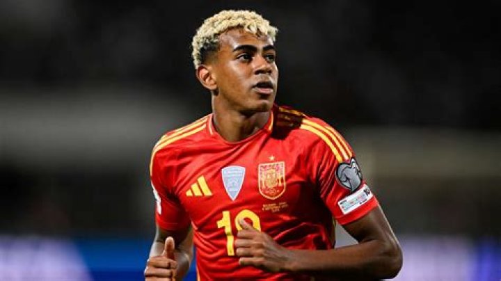 Espagne le prodige Lamine Yamal convoqu&eacute; avec la Roja &agrave; 16 ans, fin de