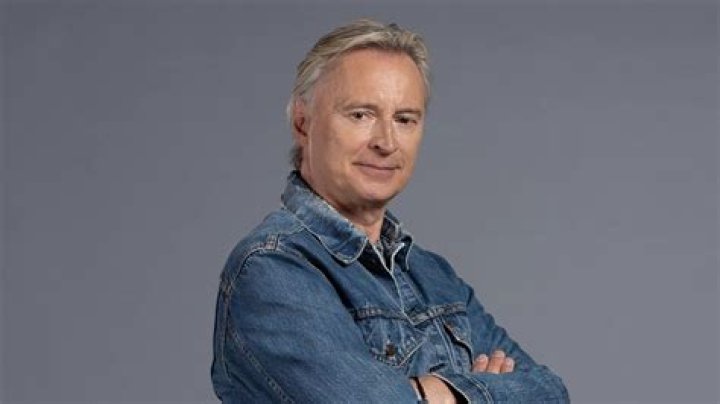 Exploring The Fascinating Life And Career Of Robert Carlyle