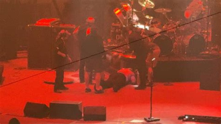 Exploring The Musical Journey Of Warren Zeiders In Cedar Rapids