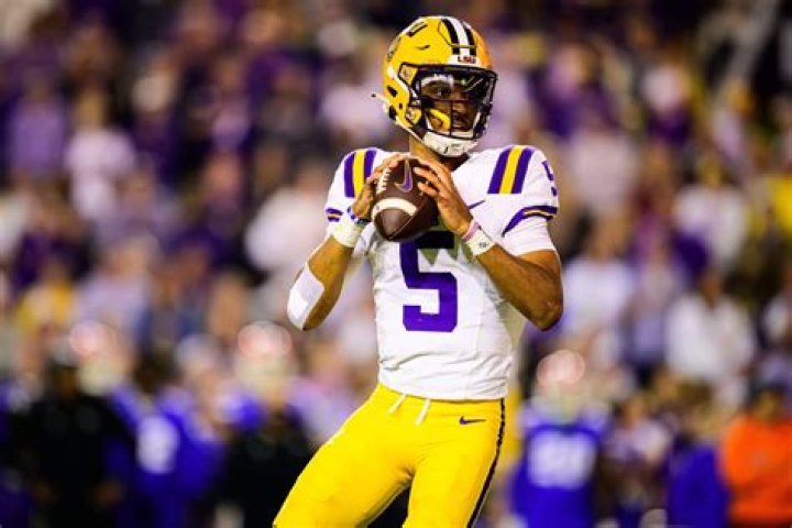 How LSU QB Jayden Daniels remains evenkeeled through his roller