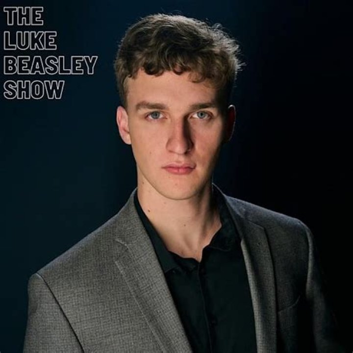 Impressive Luke Beasley Feet: A Guide To Foot Perfection