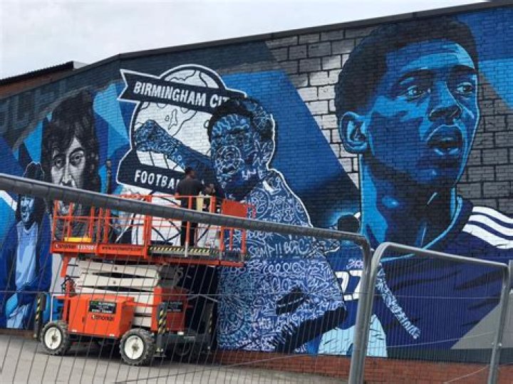 Jude Bellingham pays tribute to his mother after England's 2022 FIFA