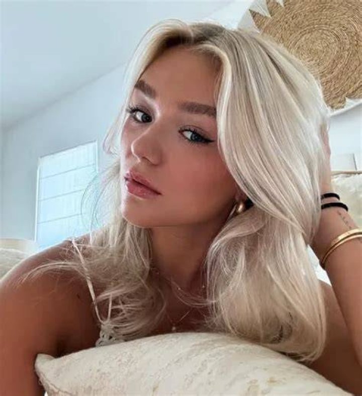 Katie Sigmond Net Worth, Career, Husband, Age and Trivia Star Idol Choice