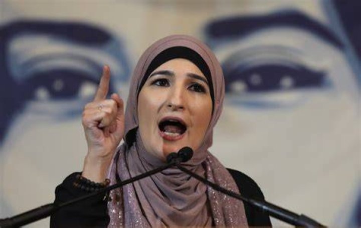 Linda Sarsour says Biden campaign's 'unprovoked' attack hurts Democrats