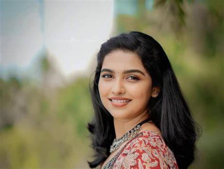 Mamitha Baiju Age, Family, Height, Wiki, Date Of Birth, And More!
