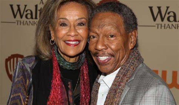 Marilyn McCoo Bio, Age, Net Worth, Height, Husband/Children, Solid Gold