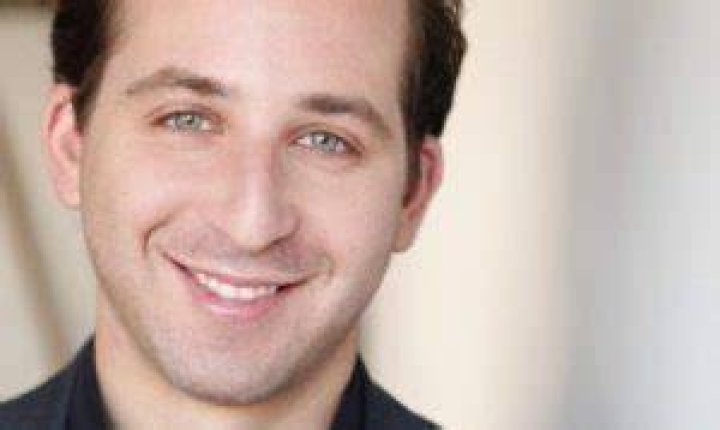 Max Spielberg Bio, Wiki, Age, Height, Family, Salary, Net Wo FactWiki
