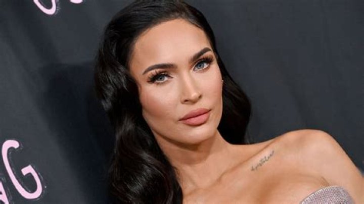 Megan Fox Dons Bold Hair Clip During Outing With Machine Gun Kelly