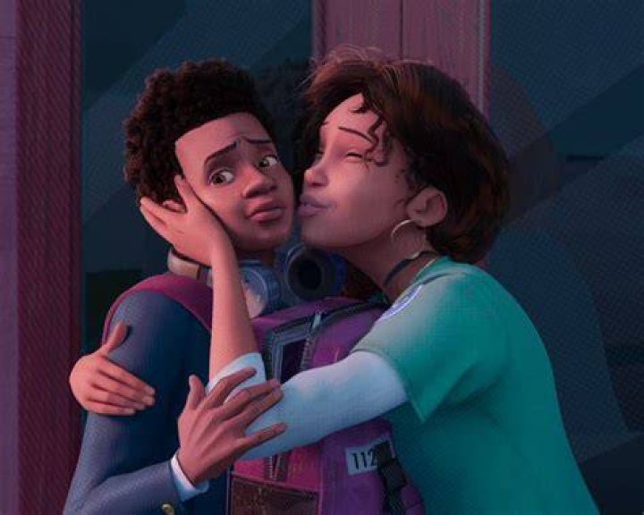 Miles Morales & mom icon 🥰 (SpiderMan Into the SpiderVerse) Miles