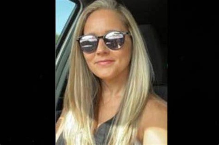 Missing Texas Woman Amy Lea Sinnwell Displayed 'Not Normal Behavior