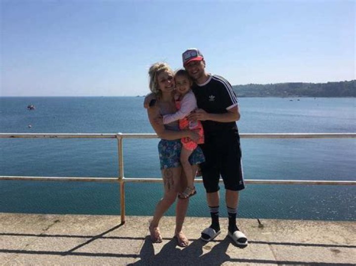 Natalie Hanby biography age, husband, daughter, net worth, illness