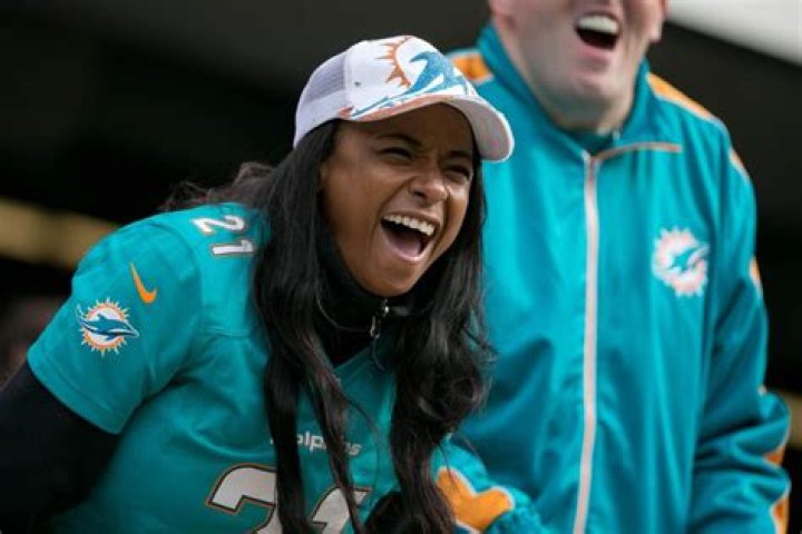 NFL wife terror Miko Grimes in vulgar flipout over unpaid taxes
