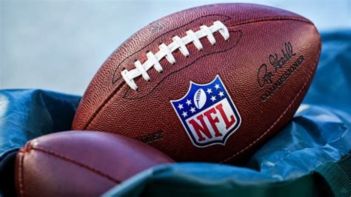 NFL's Alex Collins Arrested After Car Crash, Cut By Ravens