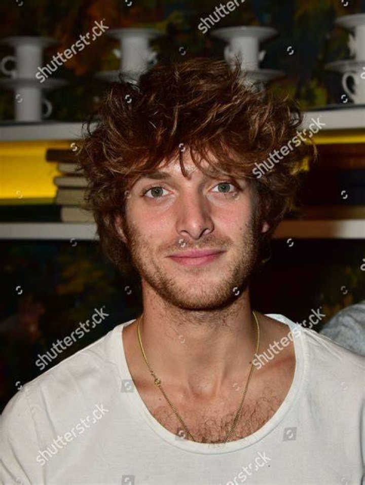Paolo nutini left hires stock photography and images Alamy