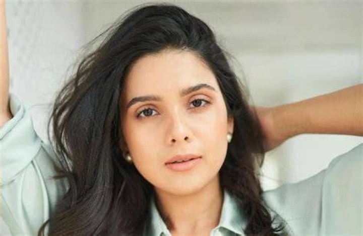 Rashmi Agdekar Biography, Age, Career, Education, Boyfriend, Net Worth