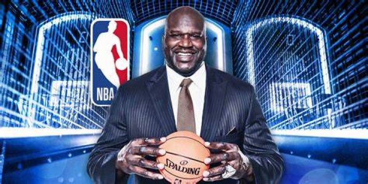 Shaquille O'Neal Height & Shoe Sizes Hood MWR