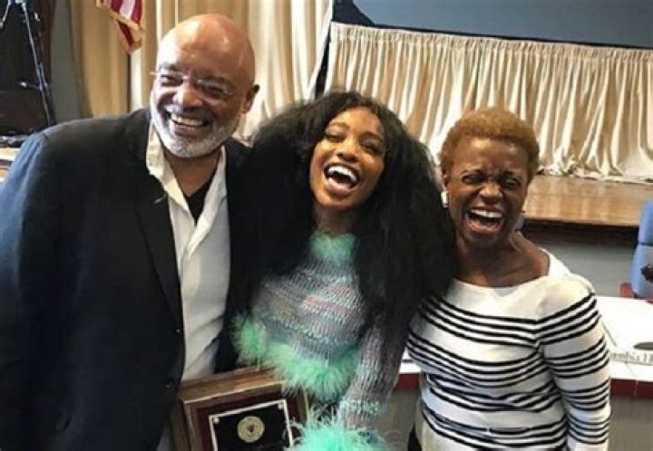 Sza Ethnicity & Parents Meet Father Abdul & Mother Audrey