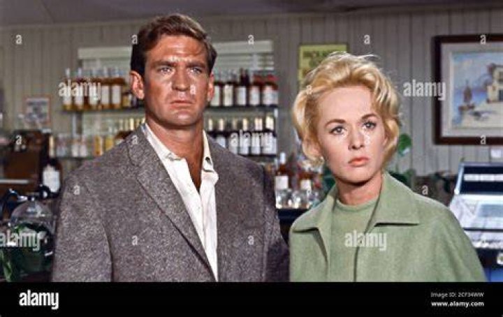 The Birds Star Rod Taylor Dead at 84; Veteran Actor's Breakthrough Was