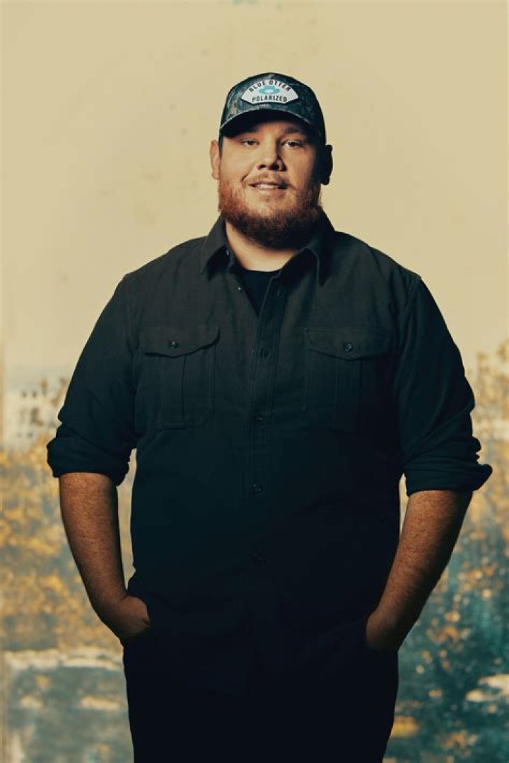 Unraveling The Mystery: Luke Combs Height And More