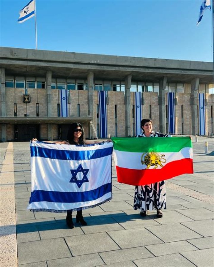 Unveiling The Enigmatic Goldie Ghamari