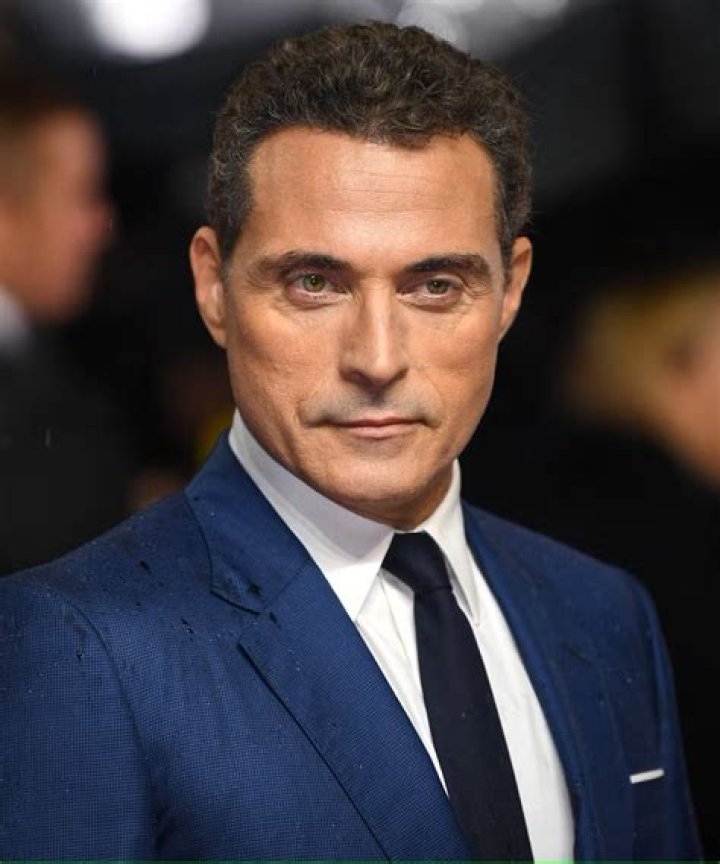 Unveiling The Wealth Of Rufus Sewell: A Closer Look At His Net Worth