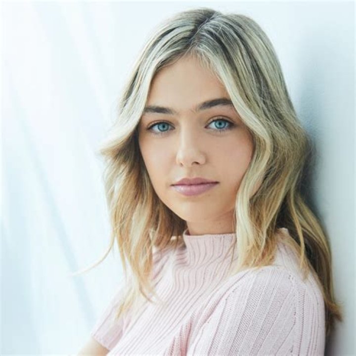 Who is Annabel Wolfe? Actress Annabel Wolfe Age, Bio, Wiki, Instagram